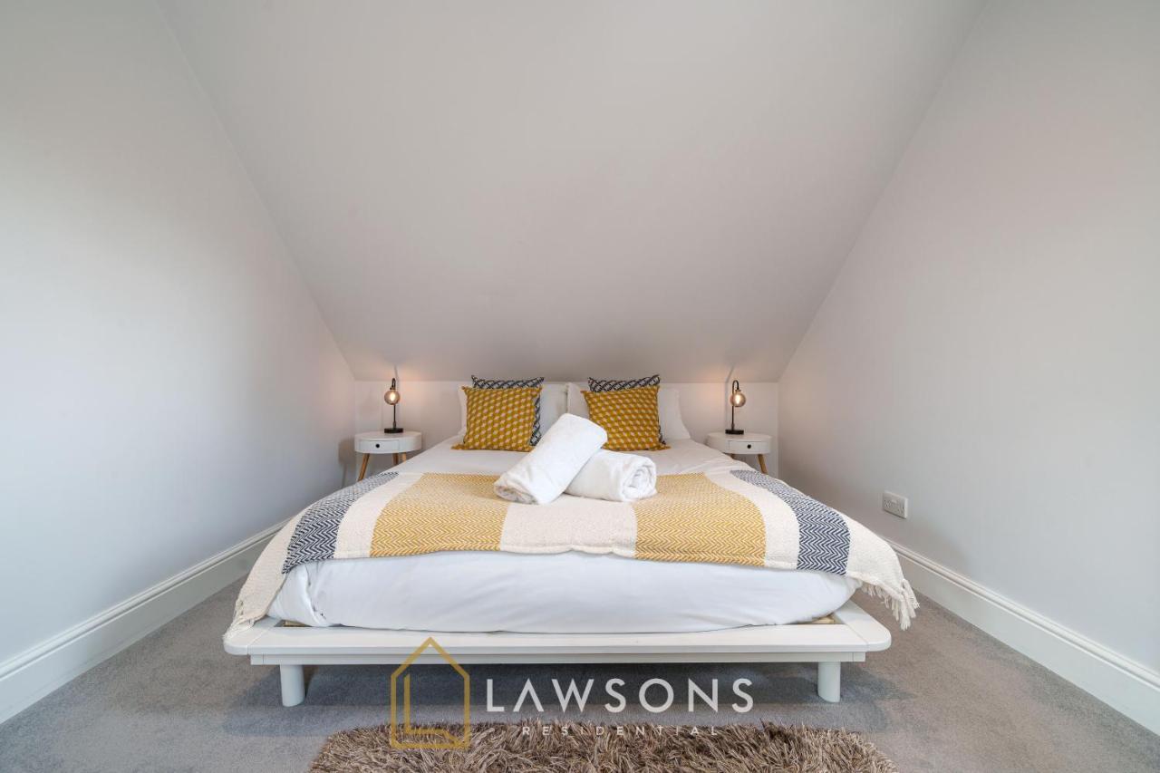 Loft Living By Lawsons With Parking Lejlighed Windsor Eksteriør billede